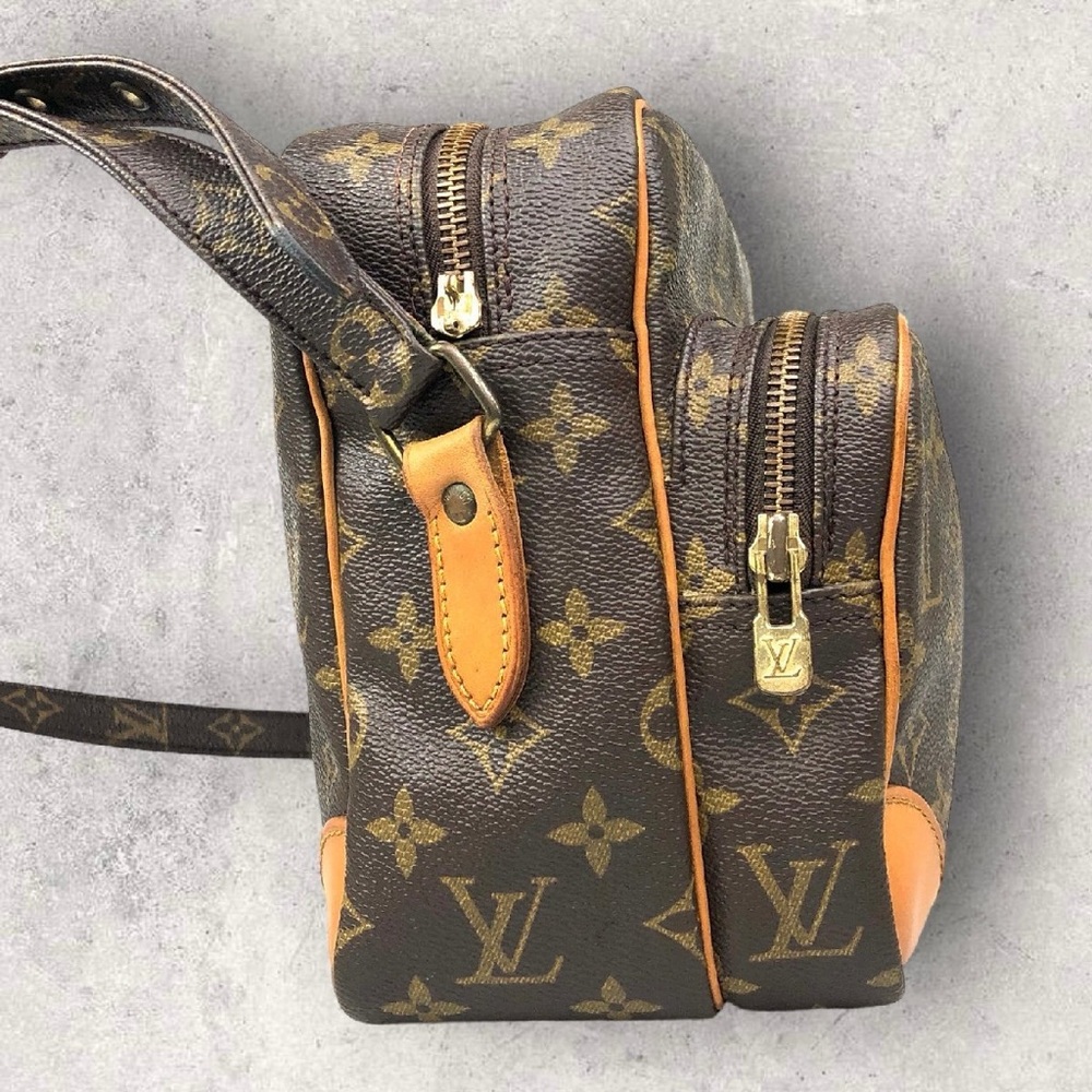 Louis Vuitton Nile Crossbody Shoulder BAG - Picture 10 of 10